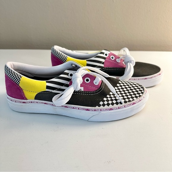 Vans Other - Vans Juxtapose Brand New 90’s style Canvas Shoe Youth 3 Brand New